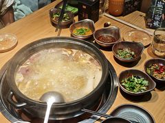 -一朵菌·野生菌探索家火锅(南亚店)