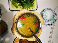 -三江源美食城
