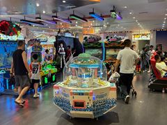 -反斗乐园π·电玩·高空拓展·蹦床(龙华天虹店)