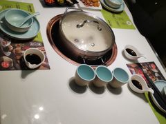 -洪氏嗨捞·猪肚鸡火锅(阳光天地店)