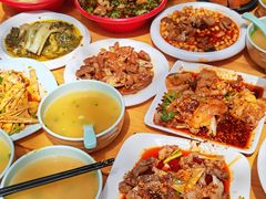 -朱大嘴肥肠血旺(福字街店)
