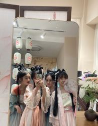 -一揽芳华汉服旗袍体验馆(拙政园店)