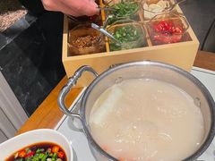 -虾佬圣汤·海鲜姿造(乐堤港店)