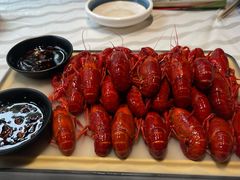 -肥肥虾庄·金牌油焖大虾(首义路店)
