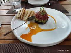 牛肉塔塔配牛油果黑橄榄酱-Solo(衡山路店)