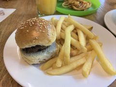 -Geneva日内瓦餐厅(西郊宝成花苑店)