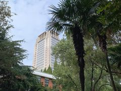 -复旦大学光华楼