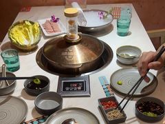 -喃喃椰·糟粕醋·椰子鸡火锅(七堡花园店)