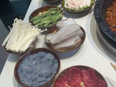 -卤校长老火锅(杨家坪直营店)