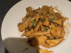 -吴越荣记苏州菜·松鼠桂鱼100%活鱼现做(斜塘老街店)