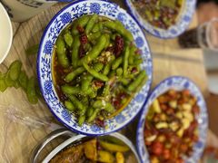 -江城燕子大排档(江汉路步行街店)