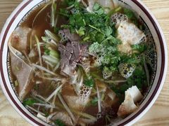 -清真·白家牛肉罩火烧老店(育才街店)