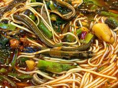 -乐山第一家临江鳝丝(茶坊路店)