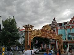 -布尔津河堤夜市