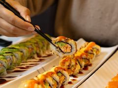 -Wrap 'N Roll Sushi