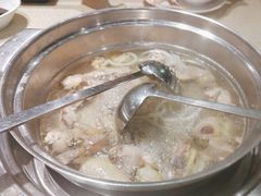 -煲大王猪肚鸡·椰子鸡火锅(红谷滩万达店)