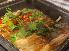 -雪熊哈尔滨烧烤·精酿啤酒·砂锅(中央胜境店)