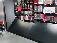 -ROG玩家国度(美罗城店)