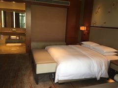 -广州汇华希尔顿逸林酒店