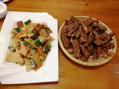 -下梅人家土菜馆(历史文化餐厅度假区店)