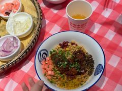 -怪噜范·贵阳小吃大排档旗舰店(世纪金源店)