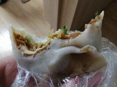-老王芙蓉蛋卷饼(万达店)