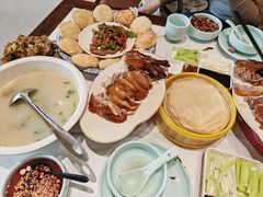 -梅利汴京烤鸭•开封豫菜地标店(东大街店)