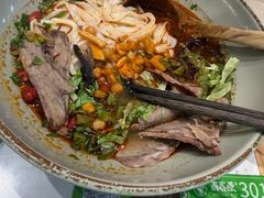 -百春原湖南牛肉粉(百联世纪店)