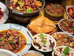 -肖四女乐山跷脚牛肉(滨江天街店)