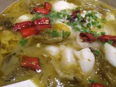 -渝是乎酸菜鱼(龙旗购物中心店)