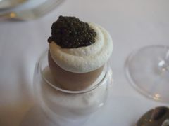 鸡蛋鱼子酱-Jean Georges