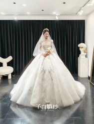 点击看大图 -予白婚纱礼服馆