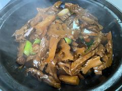-李东农庄(中南百草园地标店)