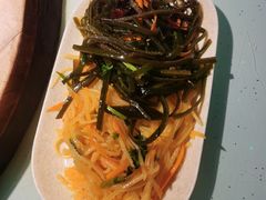 -鱼窝棚柴火铁锅炖(富山屯店)