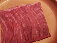 -牛YO寿喜烧·铁板烧和牛火锅自助(市府恒隆店)