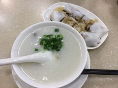 皮蛋瘦肉粥-洪利粥店茶餐厅