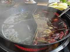 -重庆故事姊妹老火锅(财经学院店)