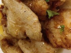 -李连贵熏肉美食酒楼(东市商贸店)