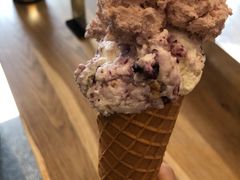 草莓鲜奶-Dal Cuore 达可芮冰淇淋(陕西北路店)