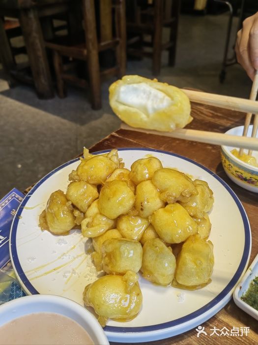 锡林河饭店奶豆腐图片