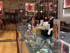 -VENCHI 闻绮(上海佛罗伦萨小镇店)