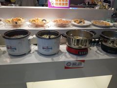自助调料区-梦航彩虹之约自助餐厅(华府天地店)