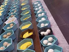 -新艺自助美食城(中山路店)