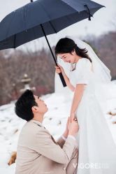 -雪中彩影婚纱摄影·微光艺术中心
