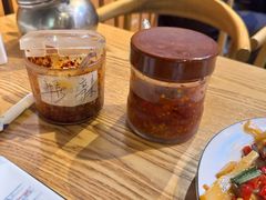 -牛八宝桂林米粉(八里庄店)