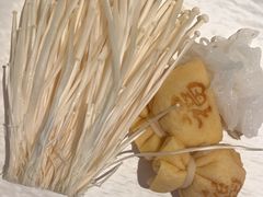 -牛YO寿喜烧·铁板烧和牛火锅自助(市府恒隆店)
