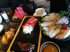 -湊湊火锅·茶憩(新中关购物中心店)