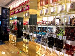 -VENCHI 闻绮(上海佛罗伦萨小镇店)