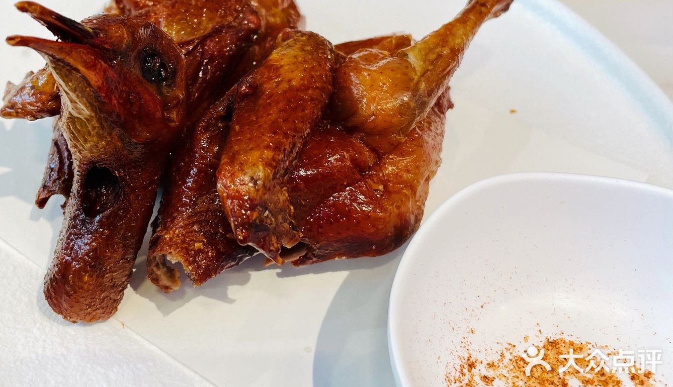 夏都小镇｜不是银杏季也同样美味的融合粤菜