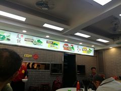 等位区-冠记·肠粉粥品专家(江南大道店)